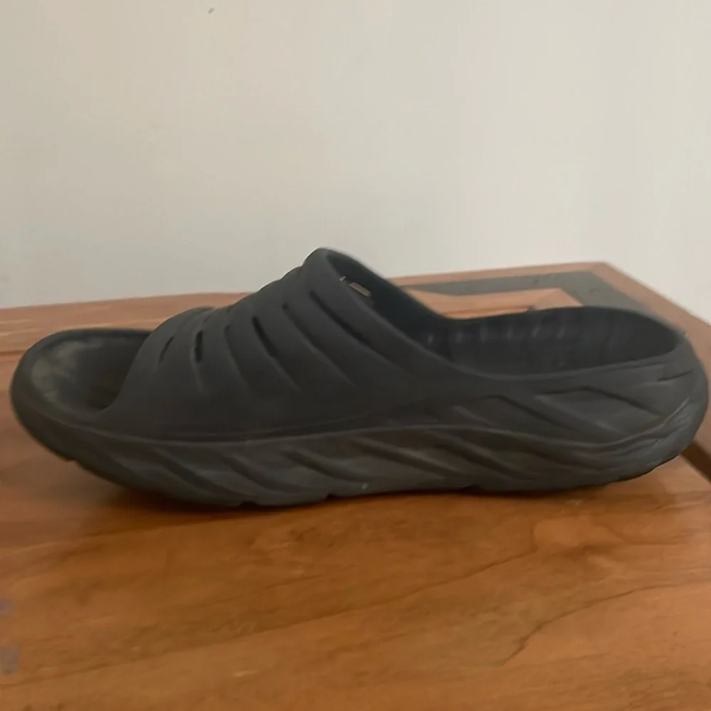 Hoka One One Slider Sandals Size 11